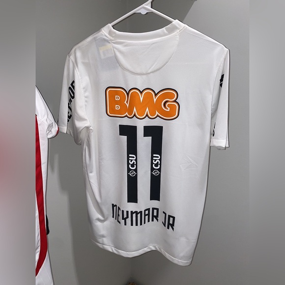 Neymar Jr. RETRO Santos FC jersey - Picture 2 of 3